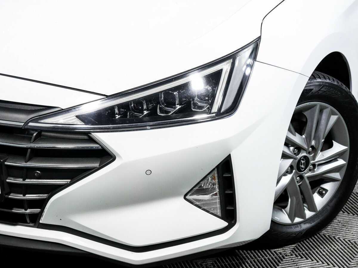 Hyundai Elantra, 2020 Фото №17