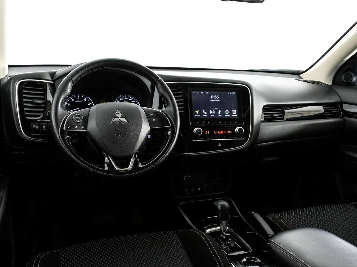 Mitsubishi Outlander, 2021 Фото №9