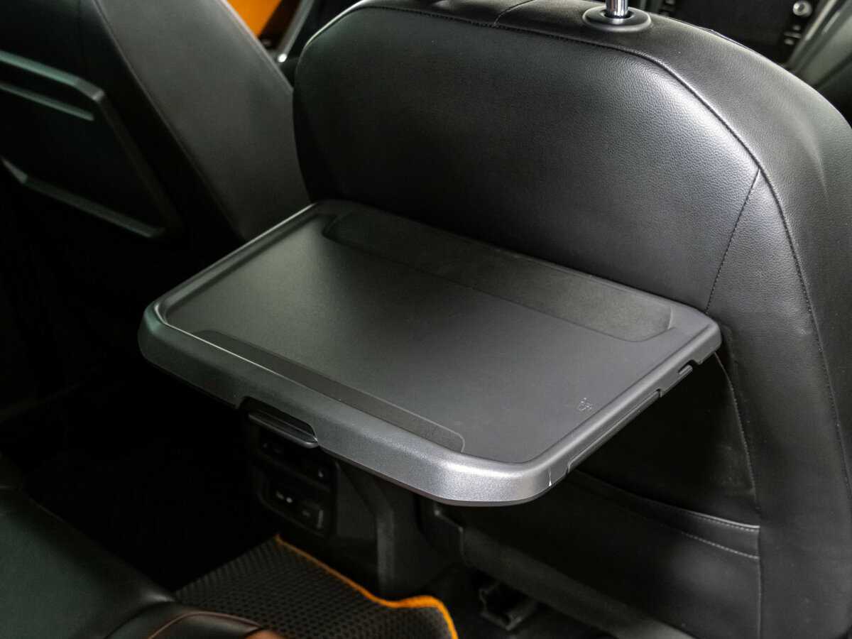 Volkswagen Tiguan, 2018 Фото №21