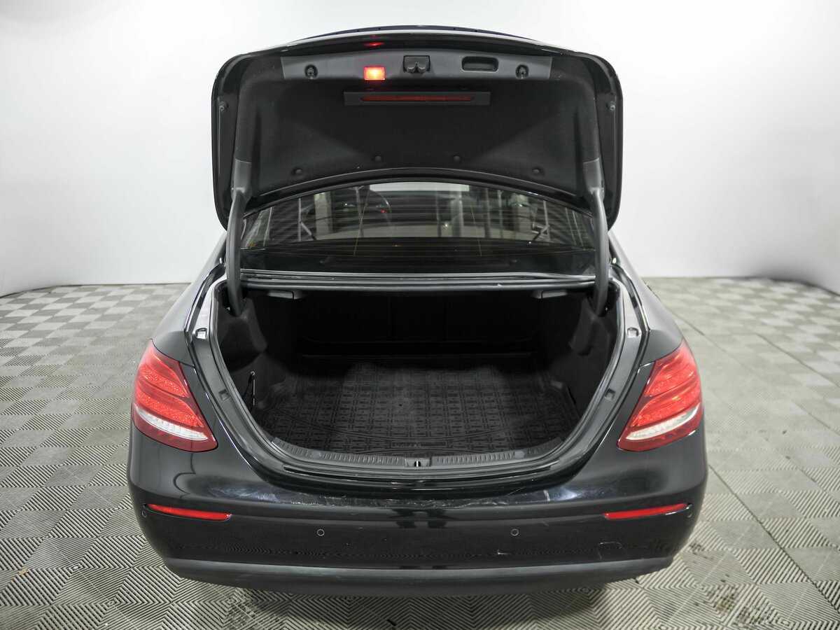 Mercedes-Benz E-Класс 200, 2019 Фото №19