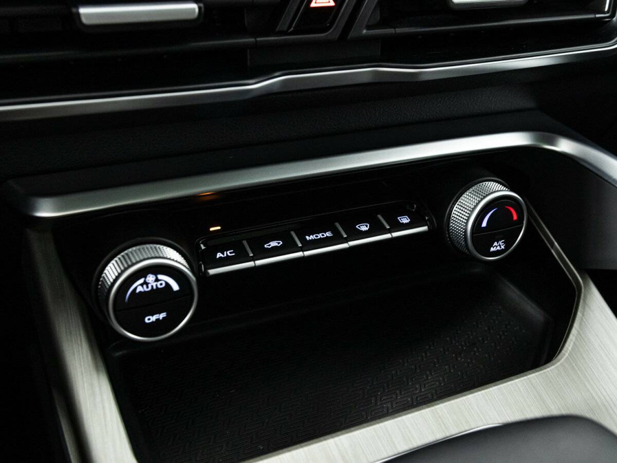 Geely Coolray, 2023 Фото №18