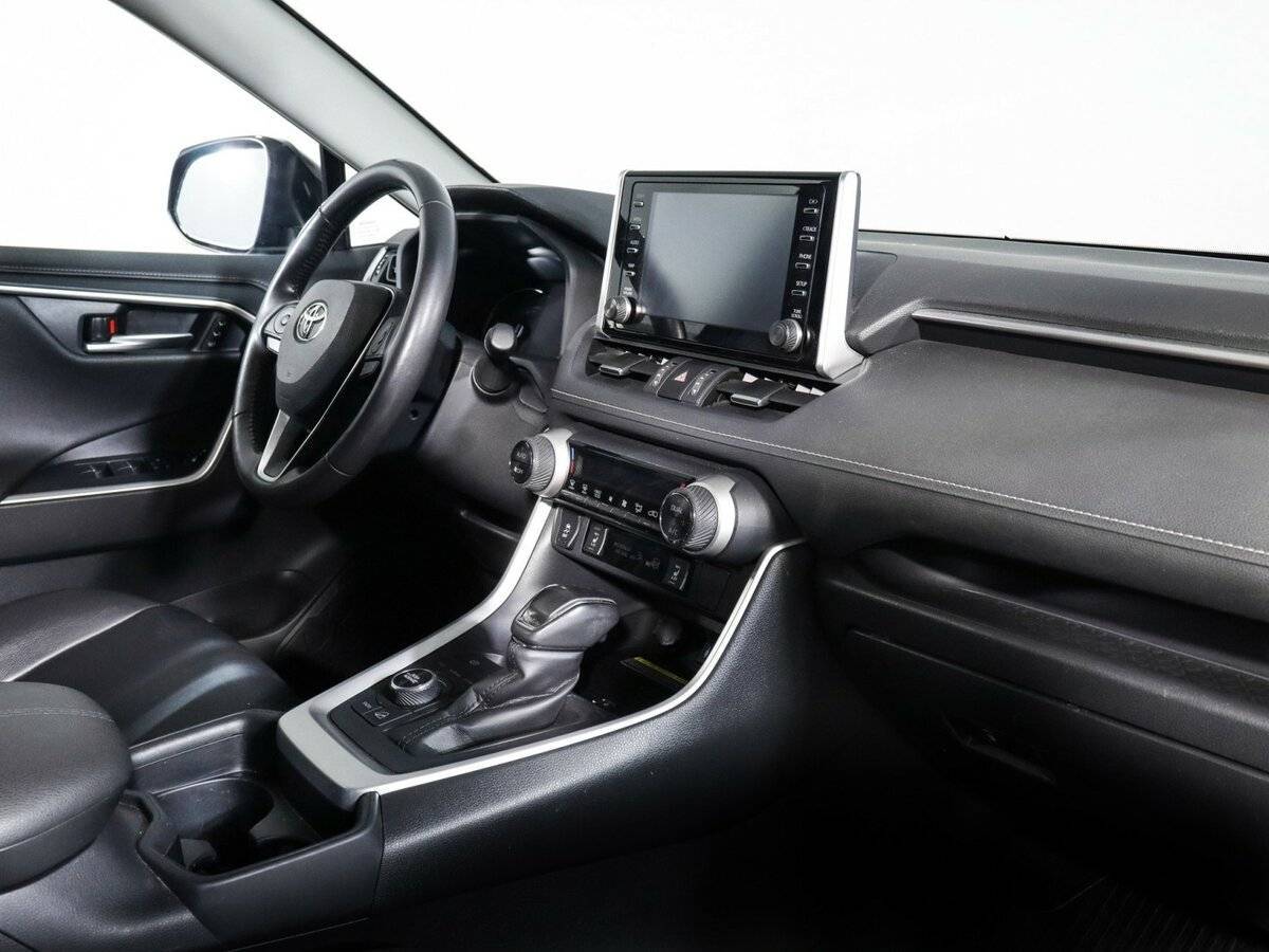 Toyota RAV4, 2020 - 60 000 км. | Фото №6