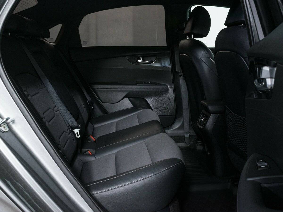 Kia Cerato, 2021 Фото №10