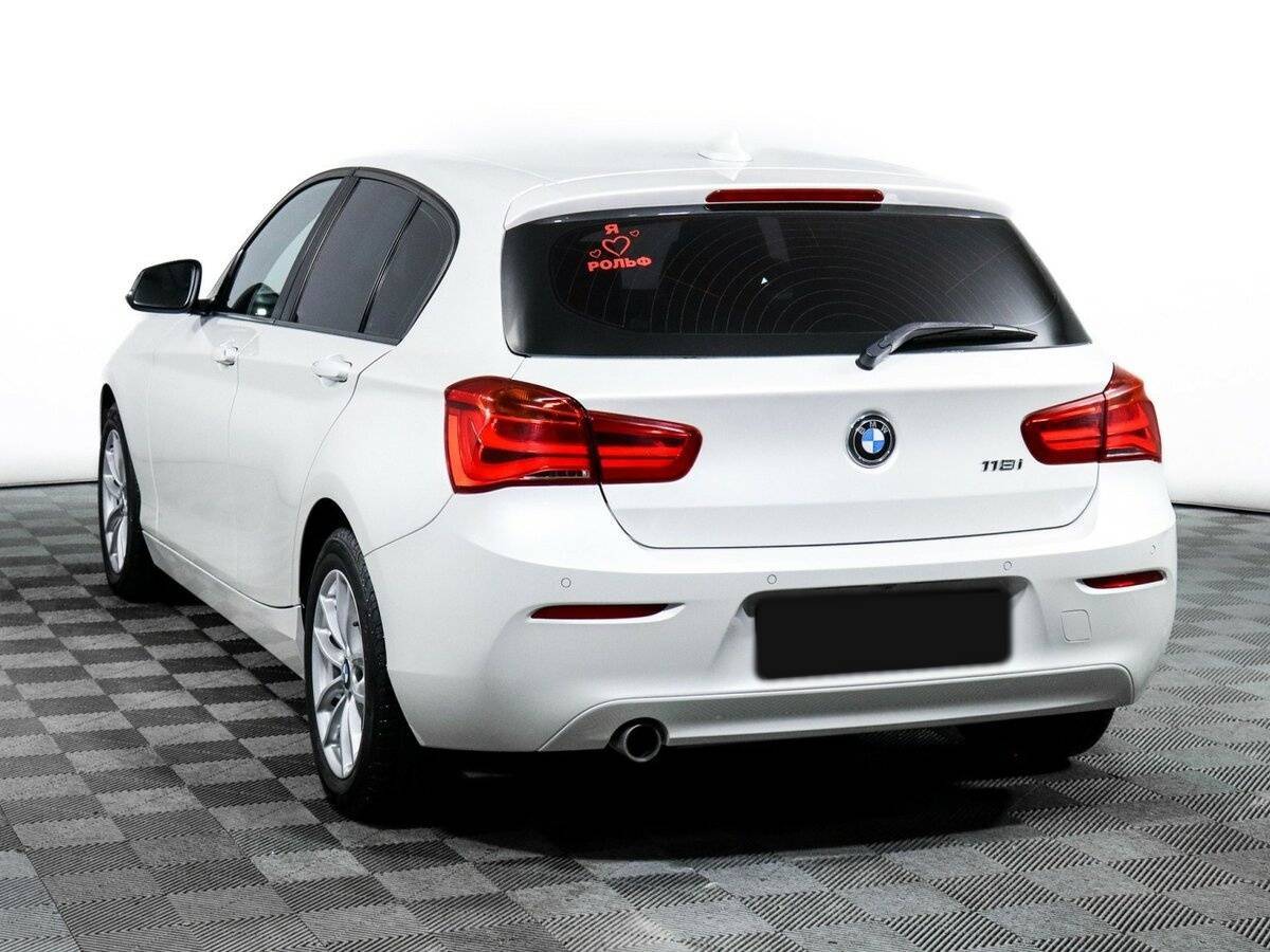 BMW 1 серии 118i, 2018 Фото №6