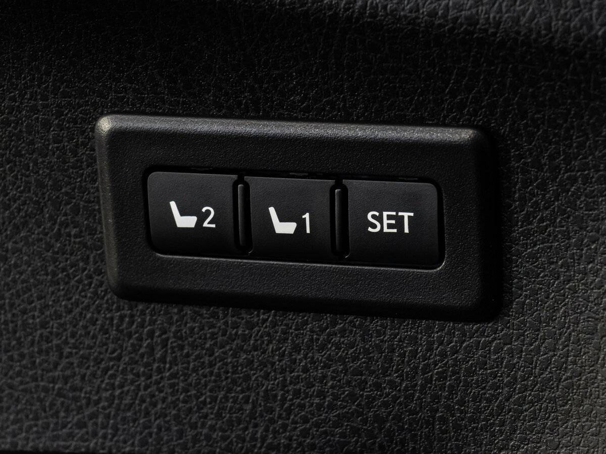 Toyota RAV4, 2019 Фото №17