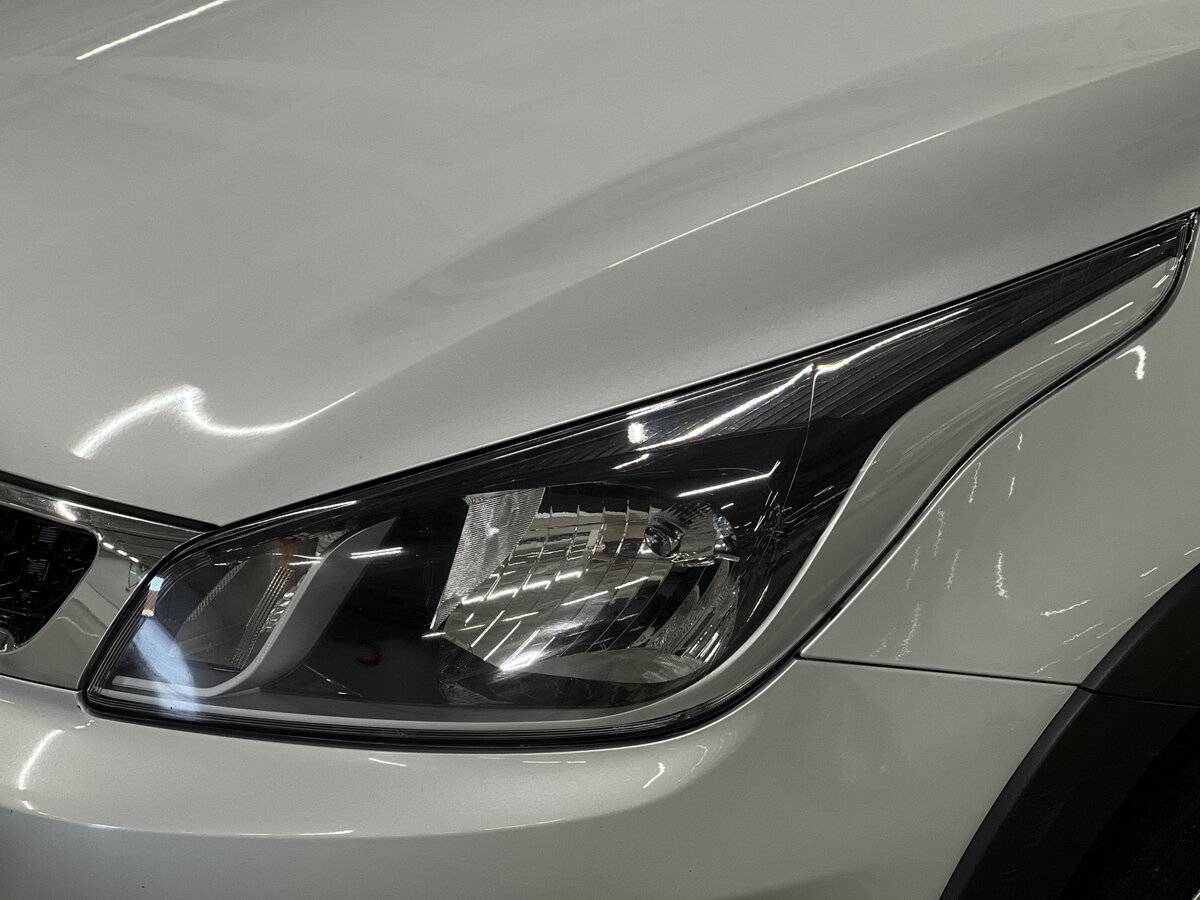 Kia Rio X-Line, 2020 Фото №17