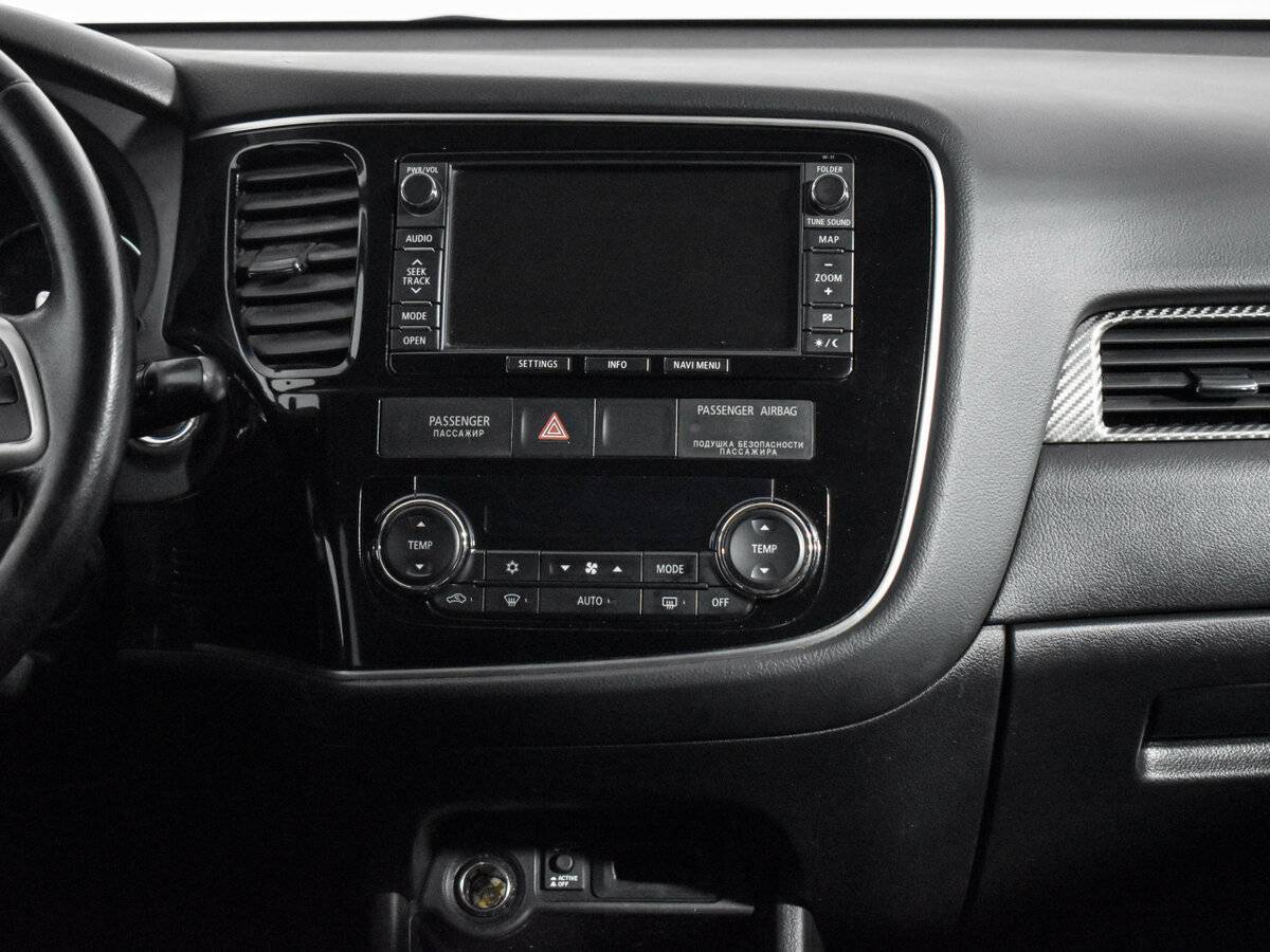 Mitsubishi Outlander, 2012 Фото №14