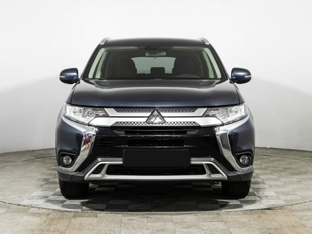Mitsubishi Outlander, 2018 - 121 456 км. | Фото №2