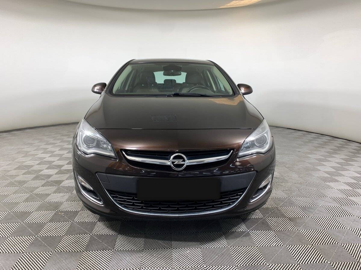 Opel Astra, 2013 - 98 007 км. | Фото №2
