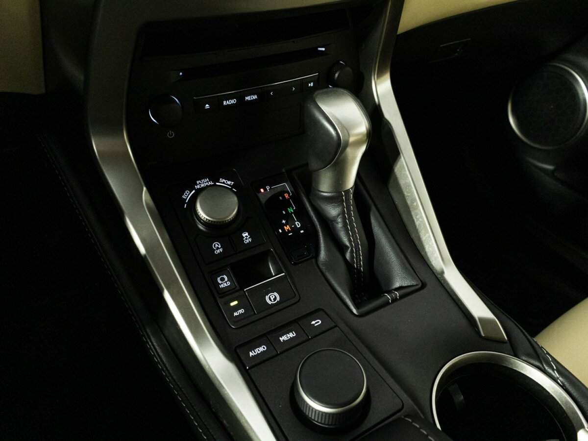 Lexus NX 200, 2015 Фото №19