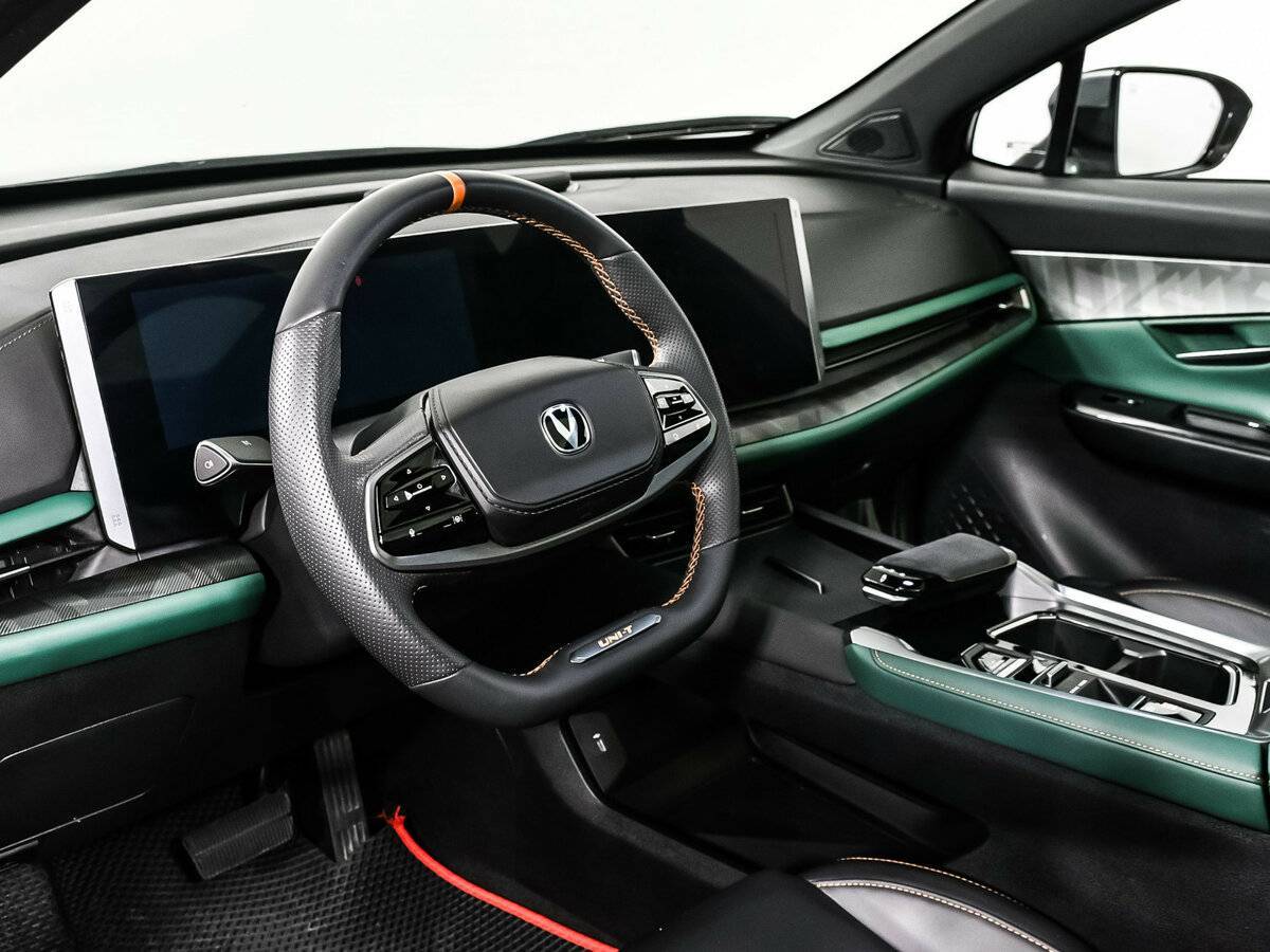 Changan UNI-T, 2023 Фото №12