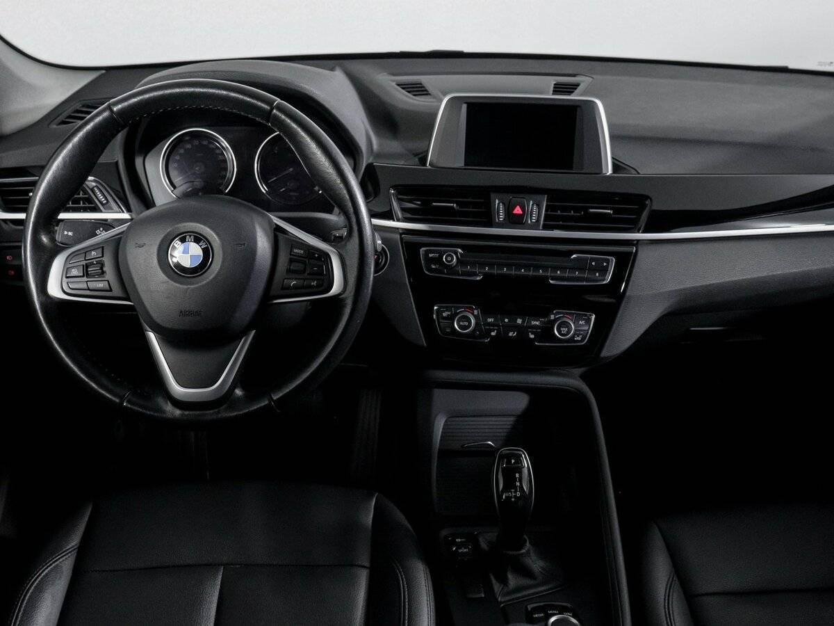 BMW X1 18i sDrive, 2018 Фото №12
