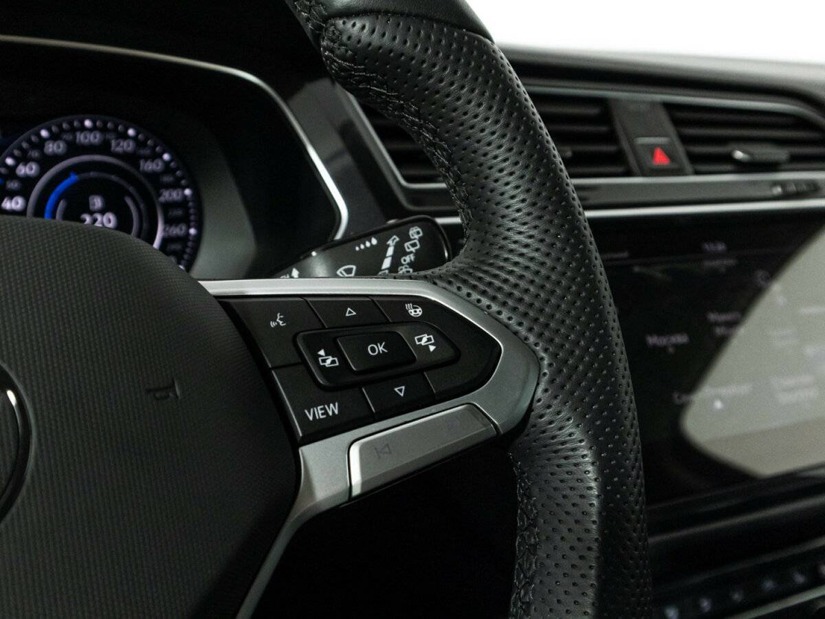 Volkswagen Tiguan, 2018 Фото №24