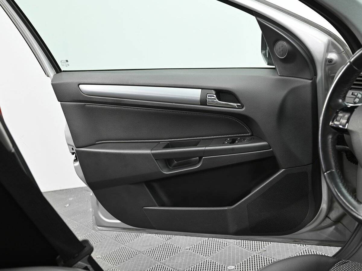 Opel Astra, 2012 - 154 000 км. | Фото №7