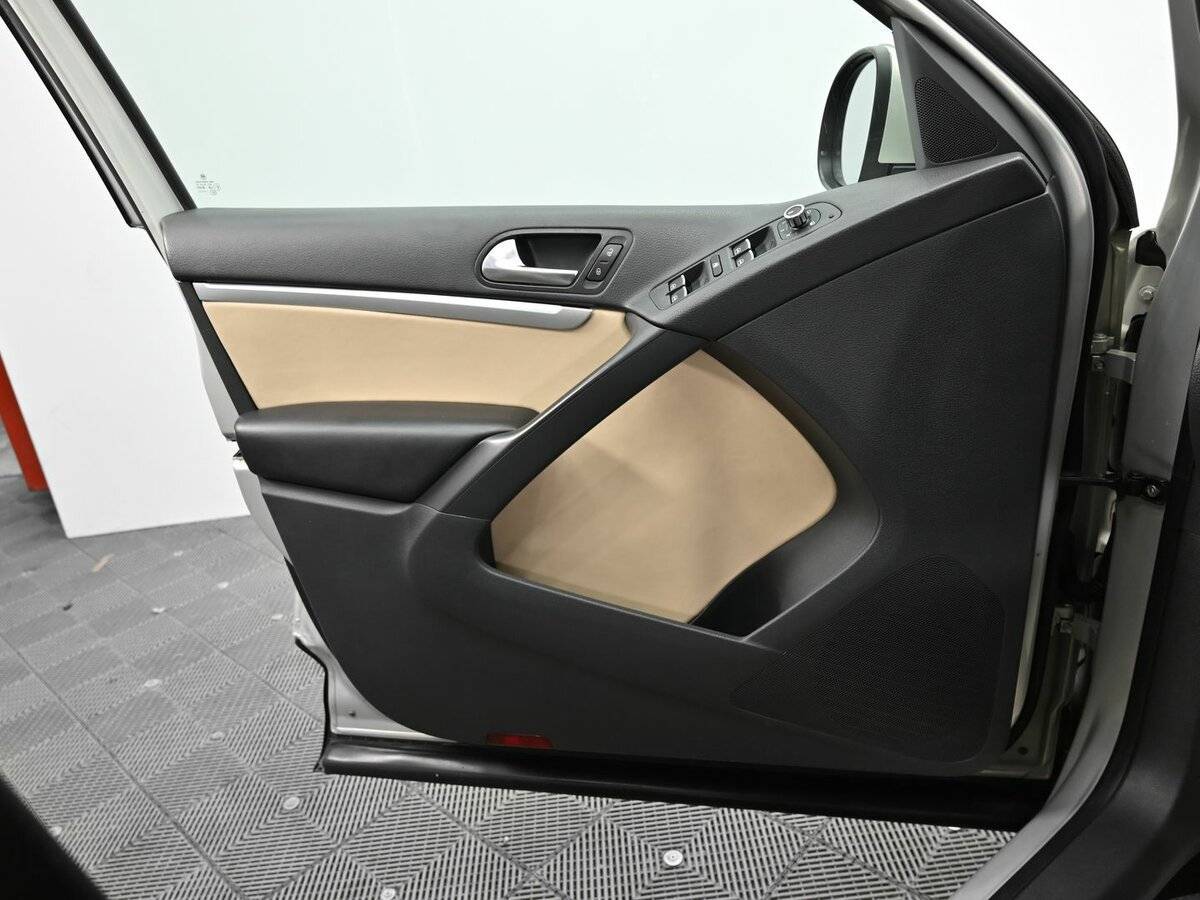 Volkswagen Tiguan, 2012 - 169 000 км. | Фото №7