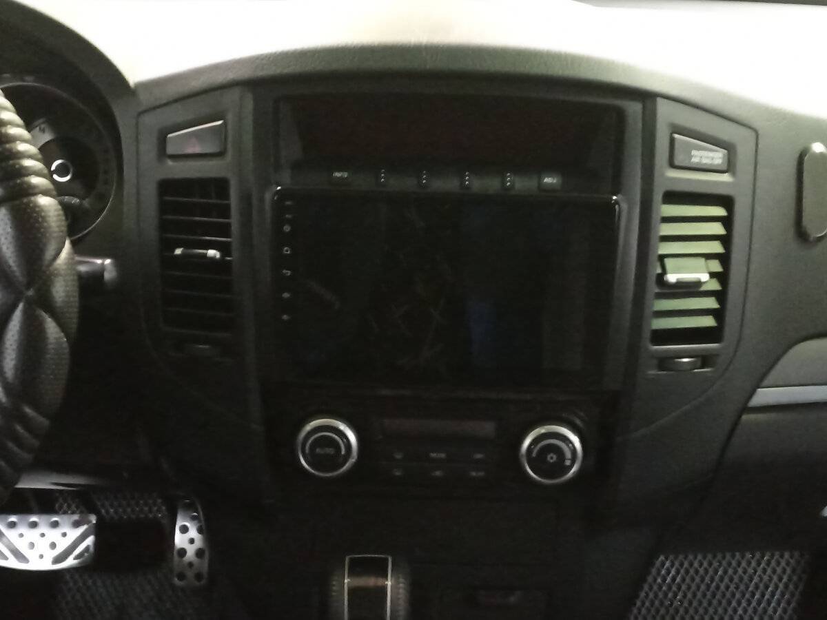 Mitsubishi Pajero, 2012 Фото №15