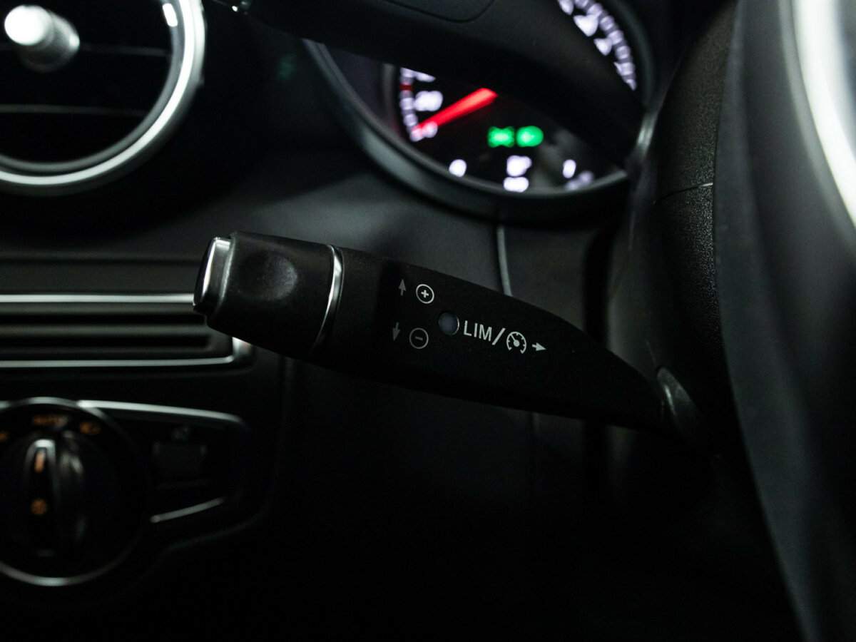 Mercedes-Benz C-Класс 180, 2015 Фото №19