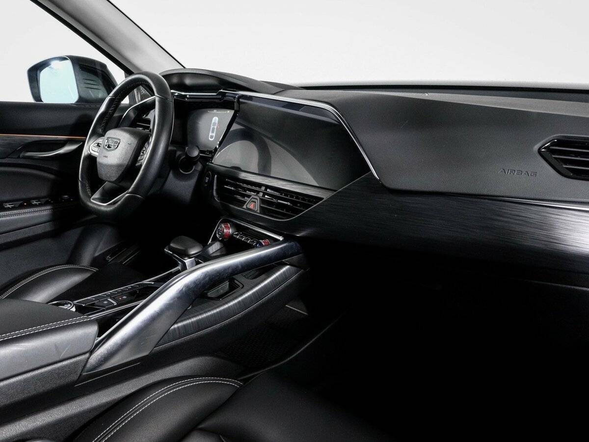 Geely Tugella, 2021 Фото №9