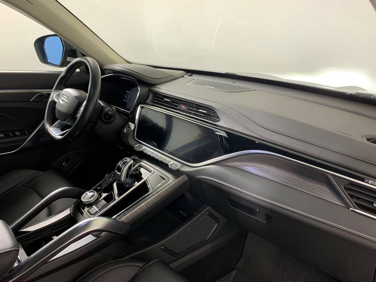 Geely Atlas Pro, 2023 Фото №14