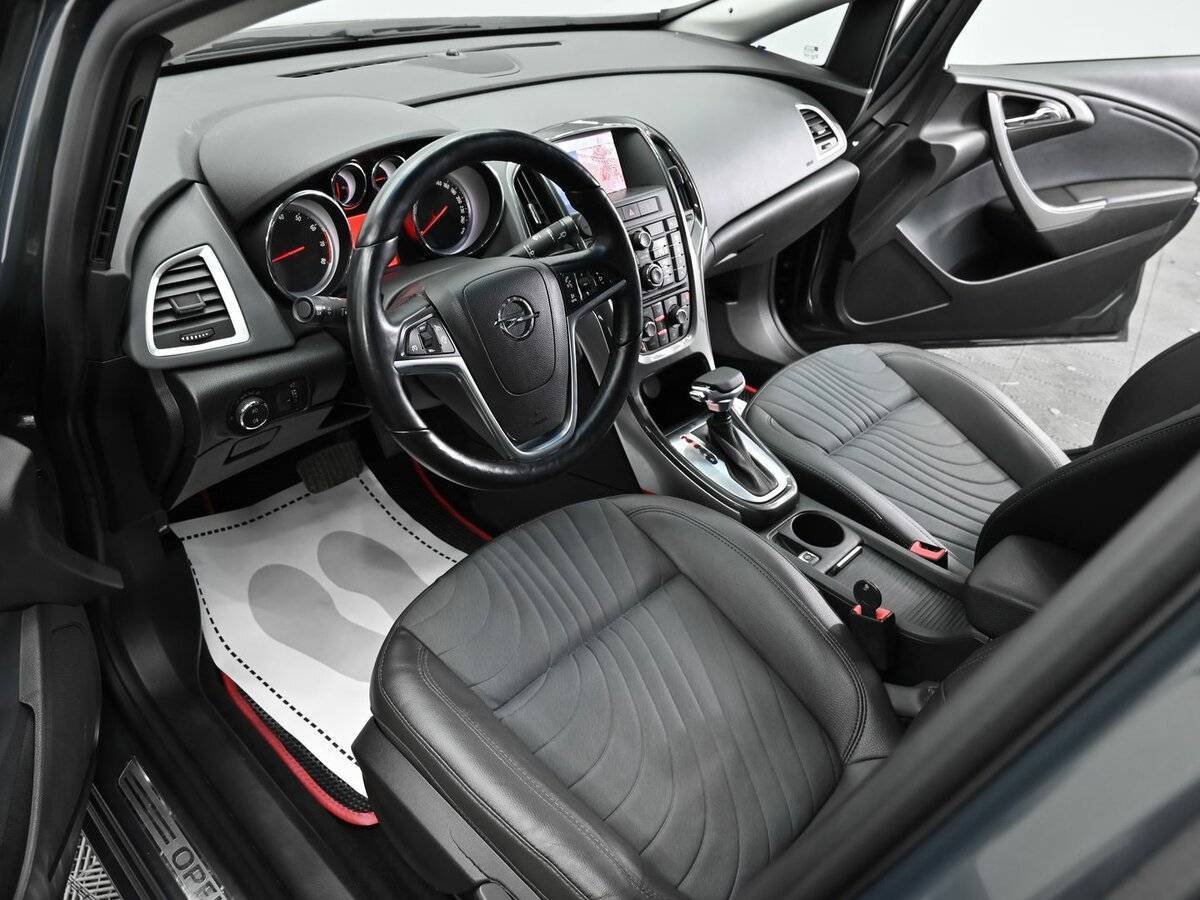 Opel Astra, 2013 - 164 000 км. | Фото №8