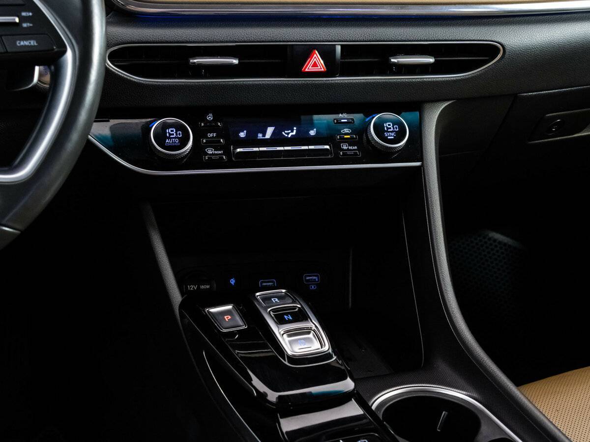 Hyundai Sonata, 2020 Фото №14