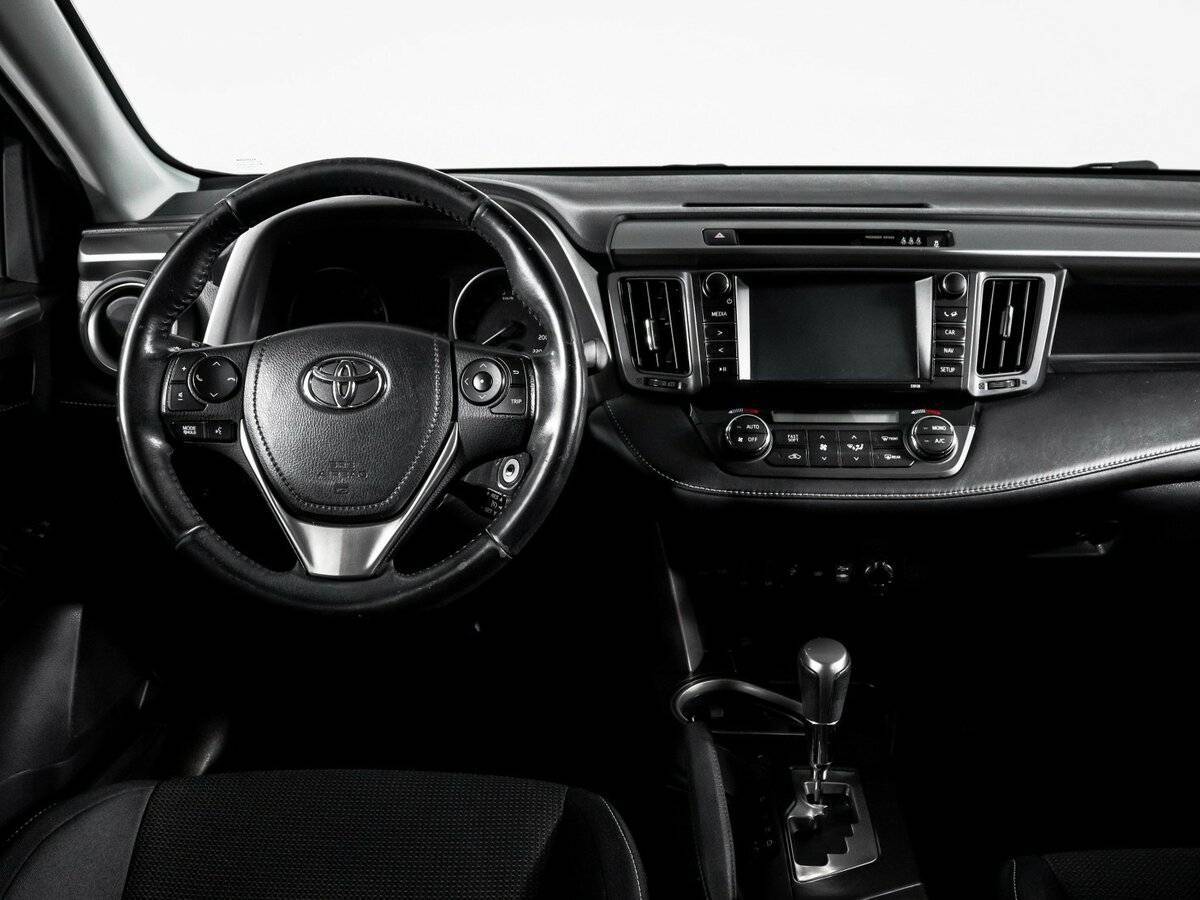 Toyota RAV4, 2017 Фото №12