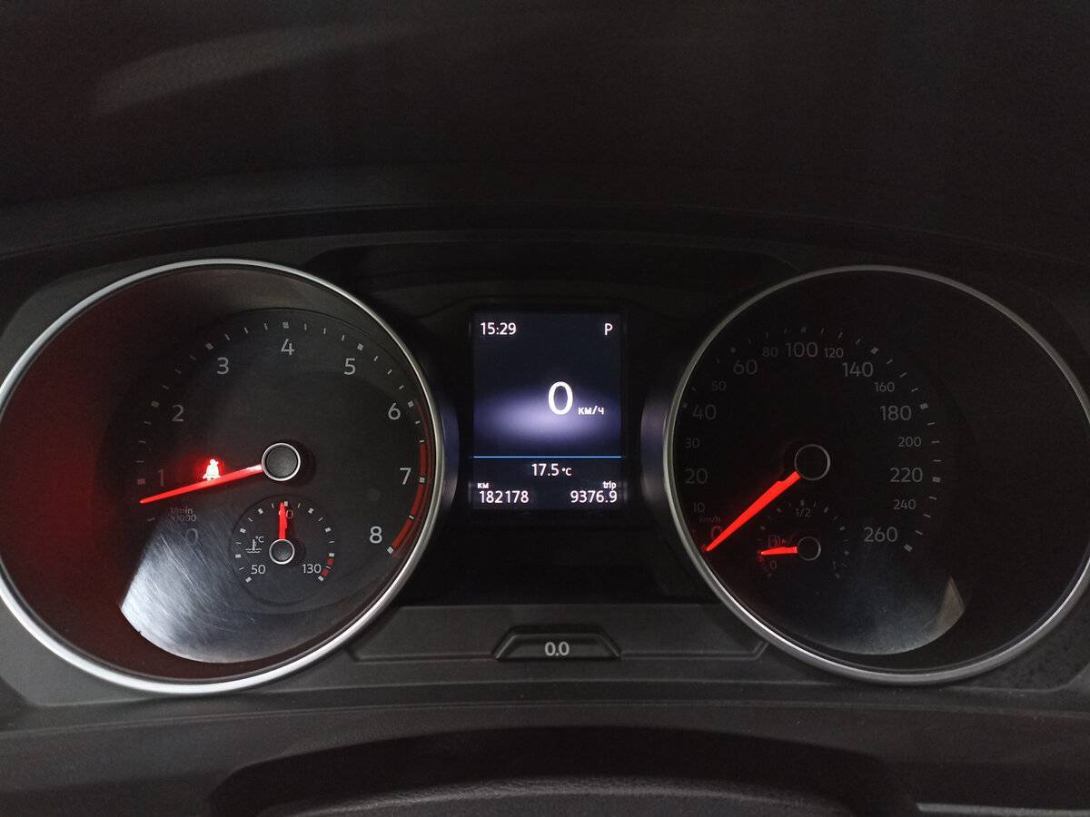 Volkswagen Tiguan, 2018 Фото №13