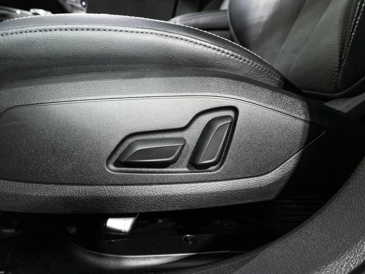 Audi A4, 2019 Фото №16