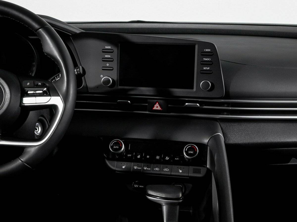 Hyundai Elantra, 2021 Фото №13