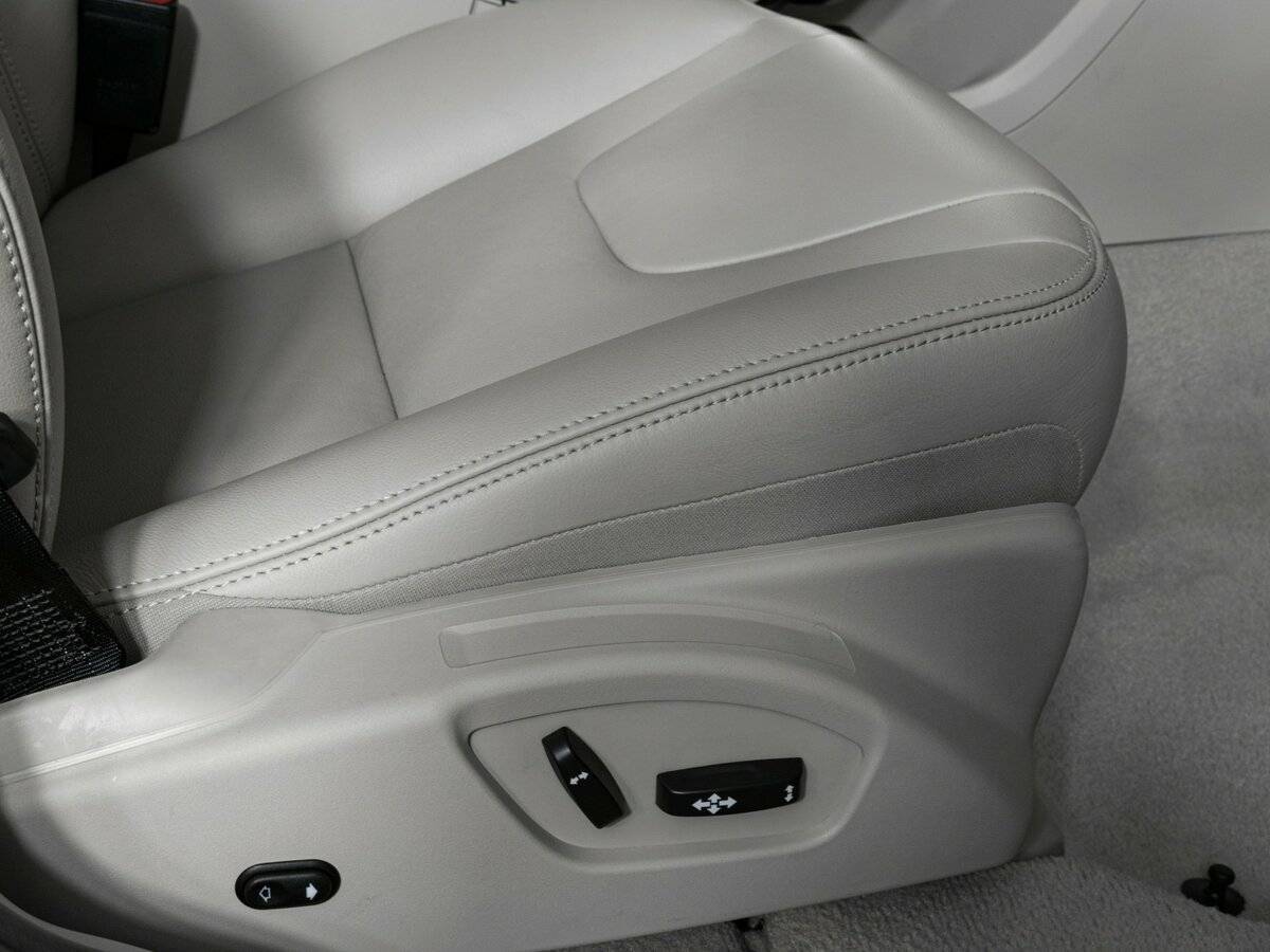 Volvo XC60, 2016 Фото №18