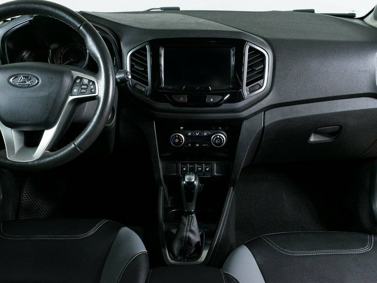 Lada (ВАЗ) XRAY Cross, 2020 Фото №11
