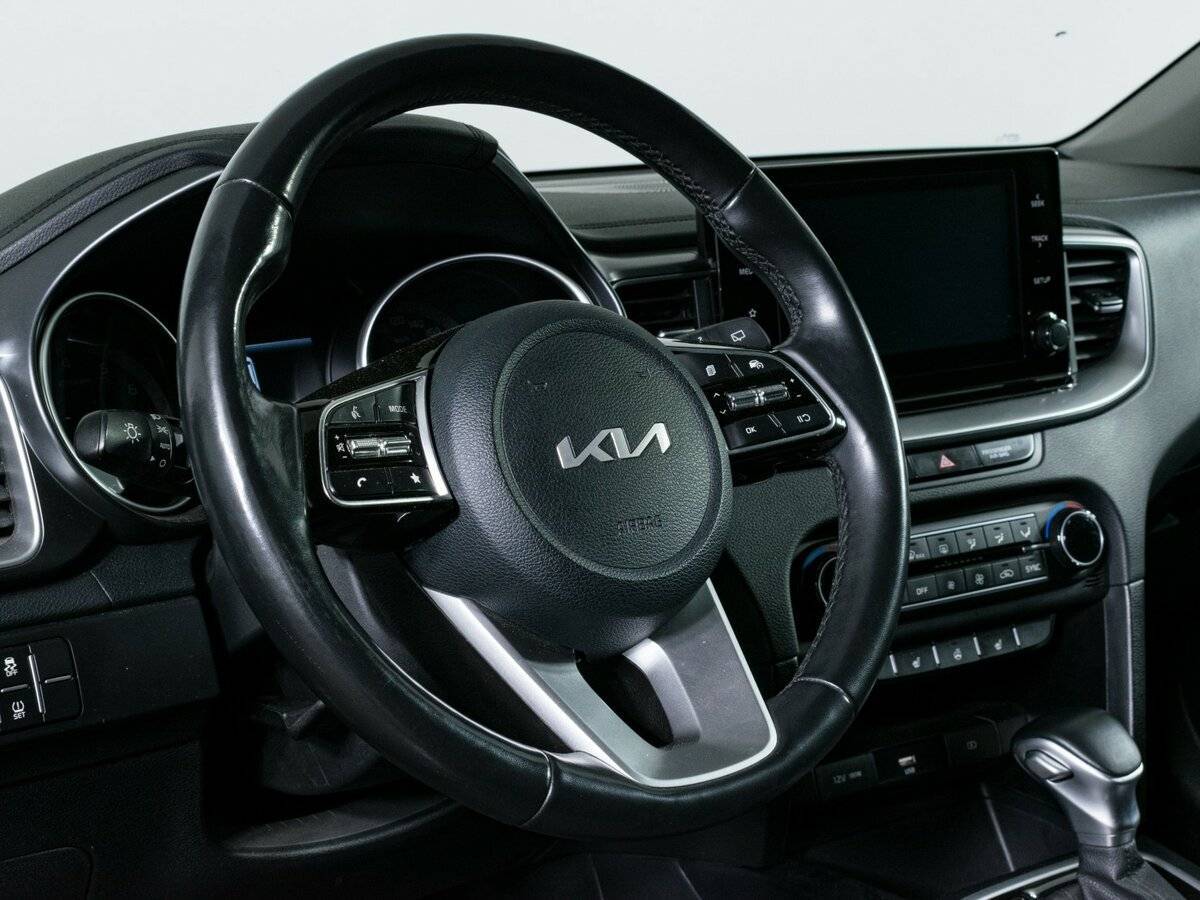 Kia Ceed, 2022 Фото №14