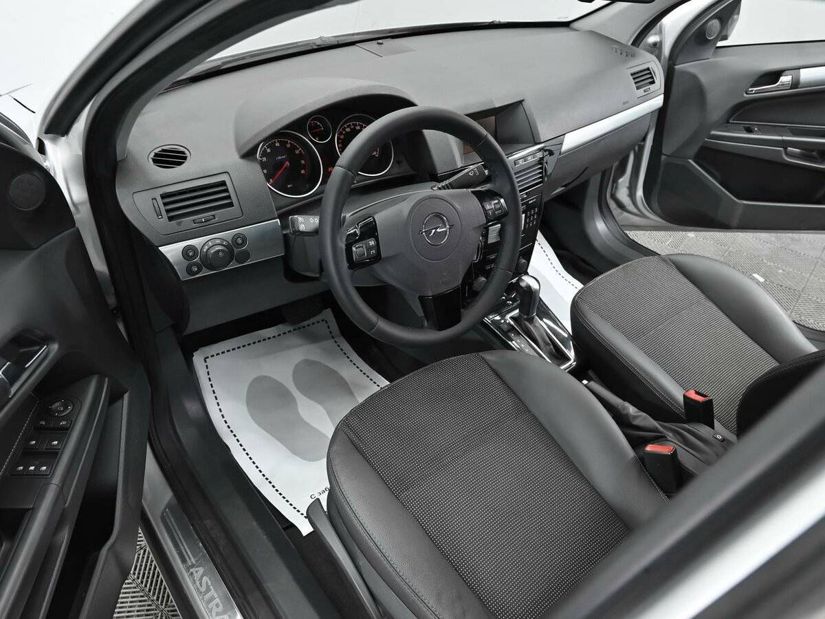 Opel Astra, 2012 - 182 000 км. | Фото №7