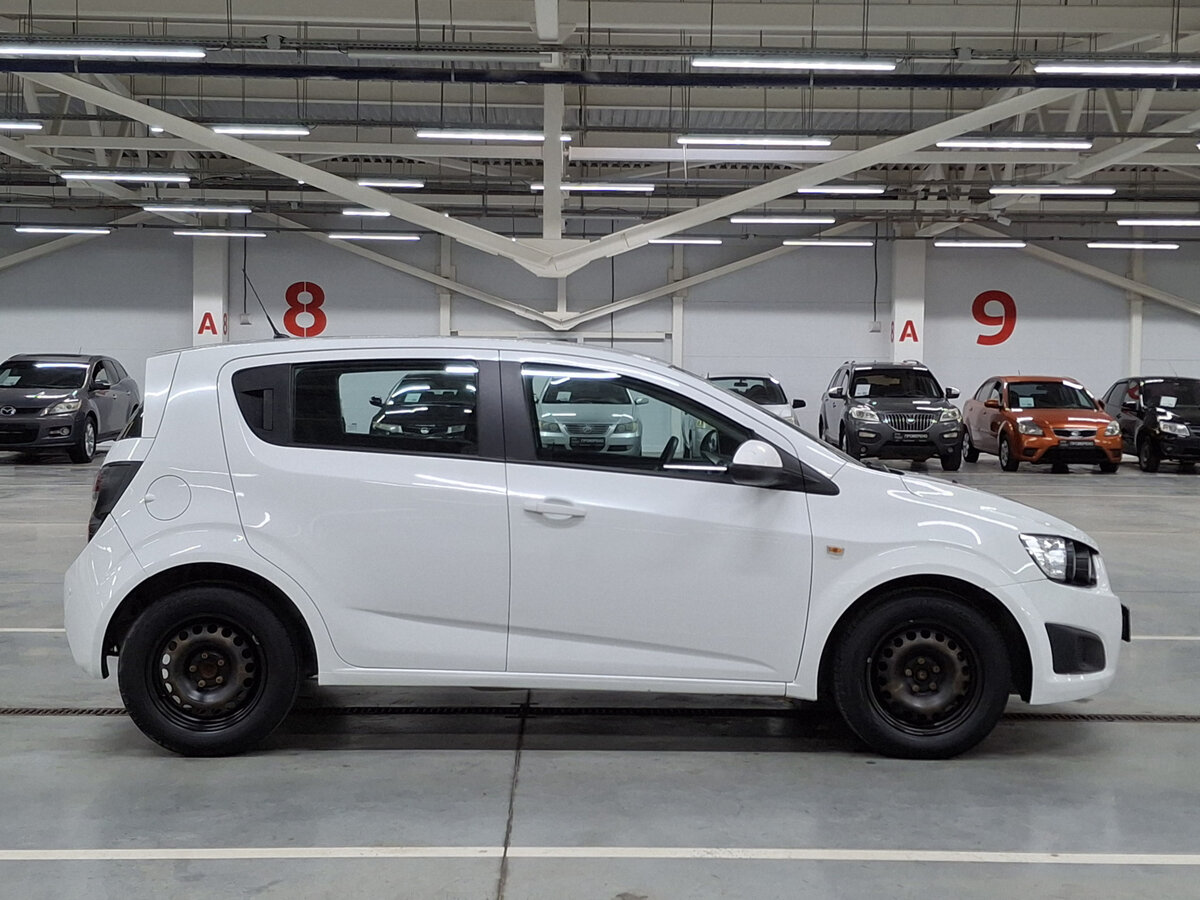 Chevrolet Aveo II, 2015 - 65 745 км. | Фото №4