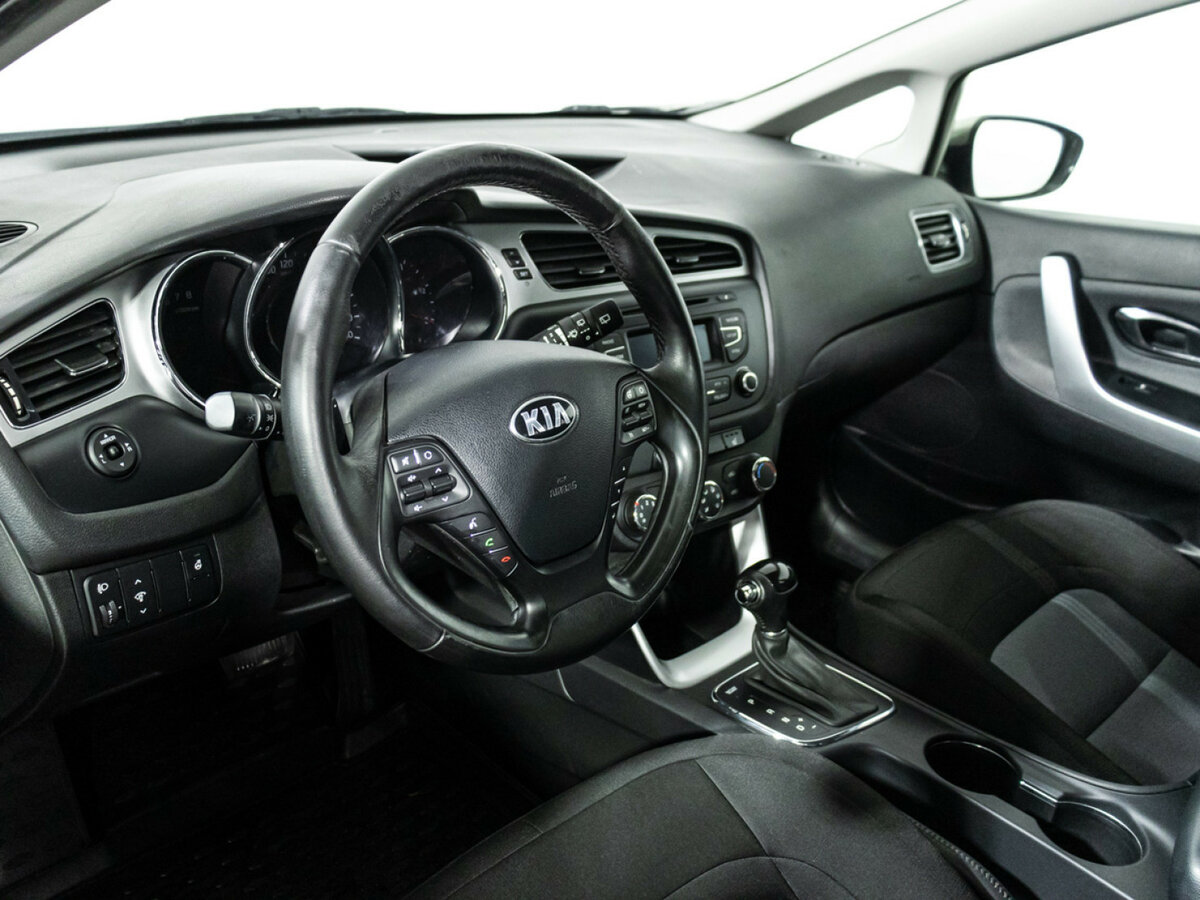 Kia Ceed II, 2012 Фото №11