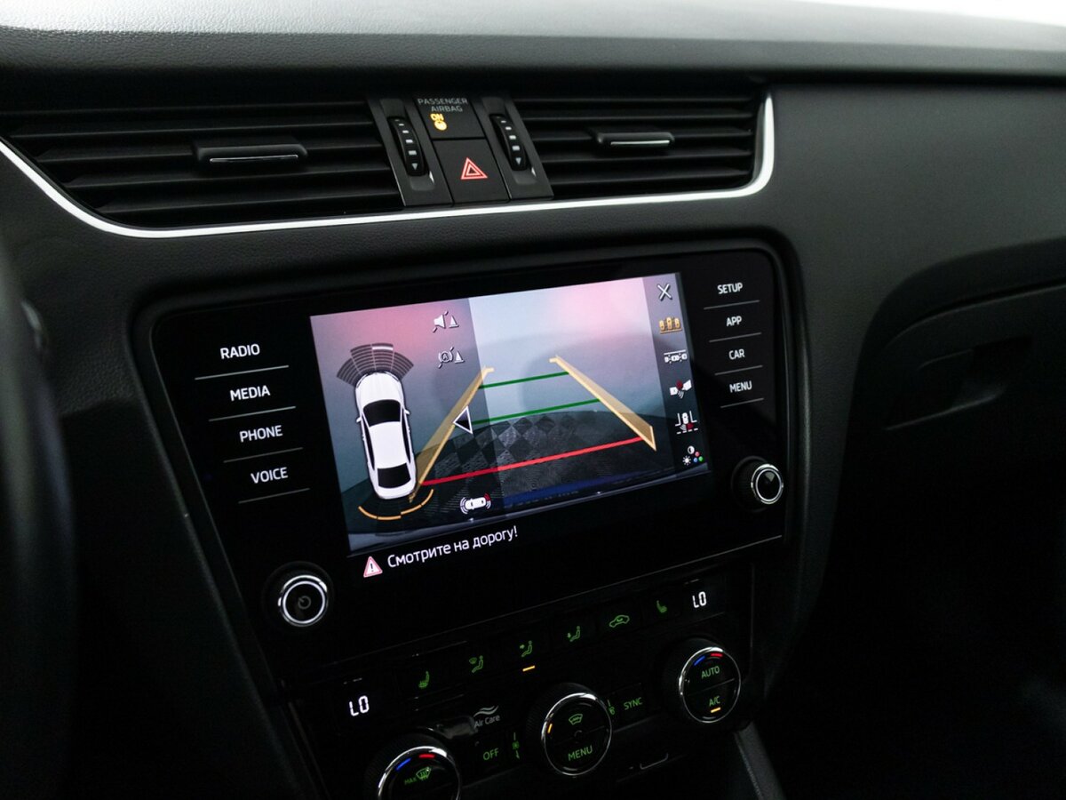 Skoda Octavia III (A7) Рестайлинг, 2019 Фото №14