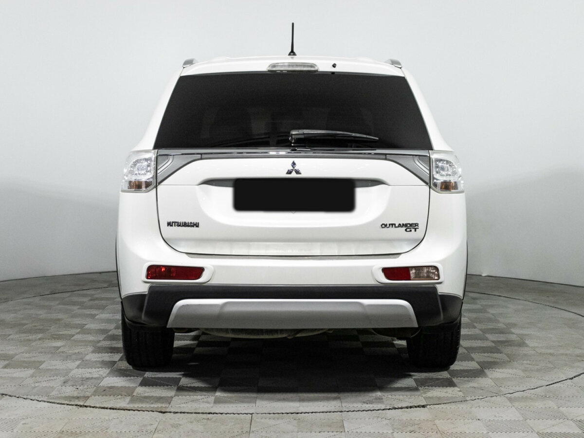 Mitsubishi Outlander III Рестайлинг, 2014 - 175 868 км. | Фото №6