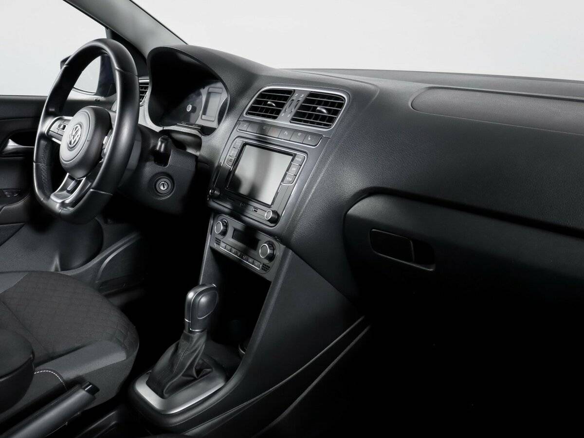 Volkswagen Polo V Рестайлинг, 2018 - 78 953 км. | Фото №7