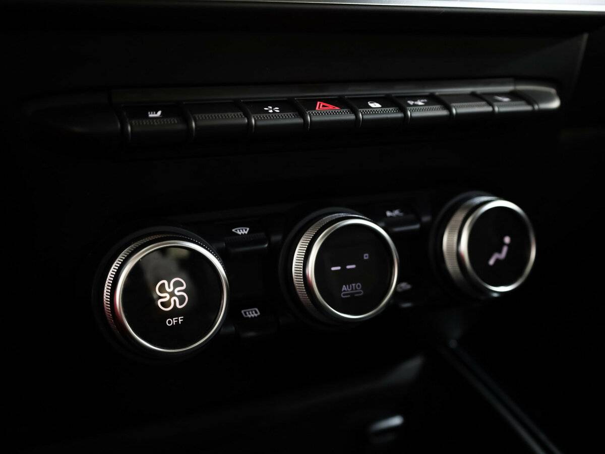 Renault Arkana I, 2020 Фото №18