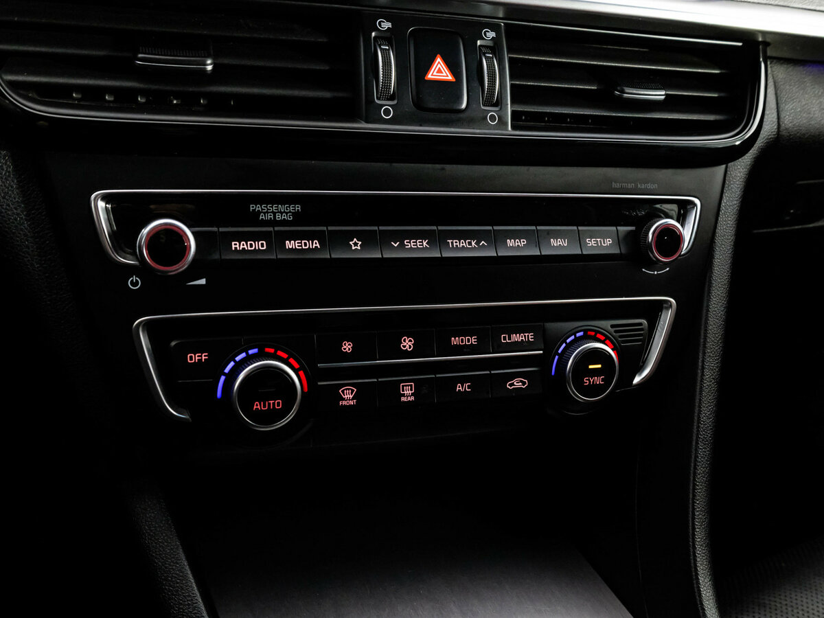 Kia Optima IV Рестайлинг, 2018 Фото №19