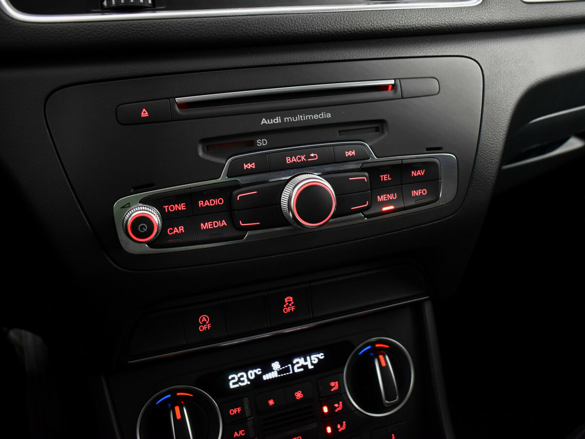 Audi Q3 I (8U) Рестайлинг, 2015 Фото №15