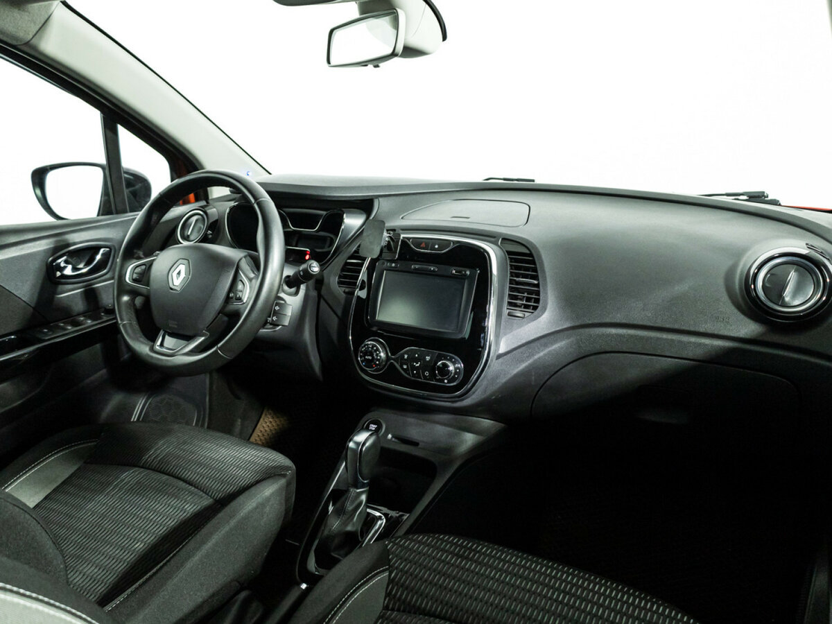 Renault Kaptur I, 2016 - 90 560 км. | Фото №7